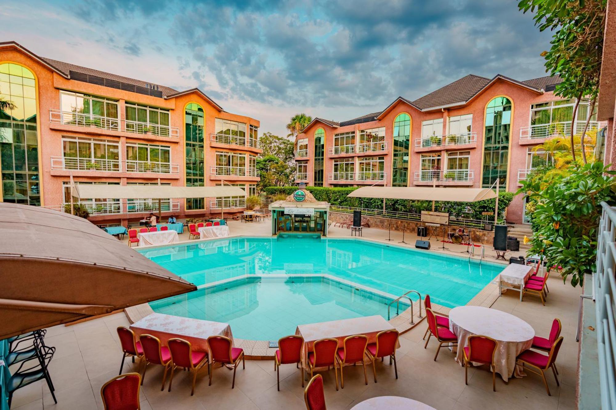 Lemigo Hotel Кігалі Екстер'єр фото