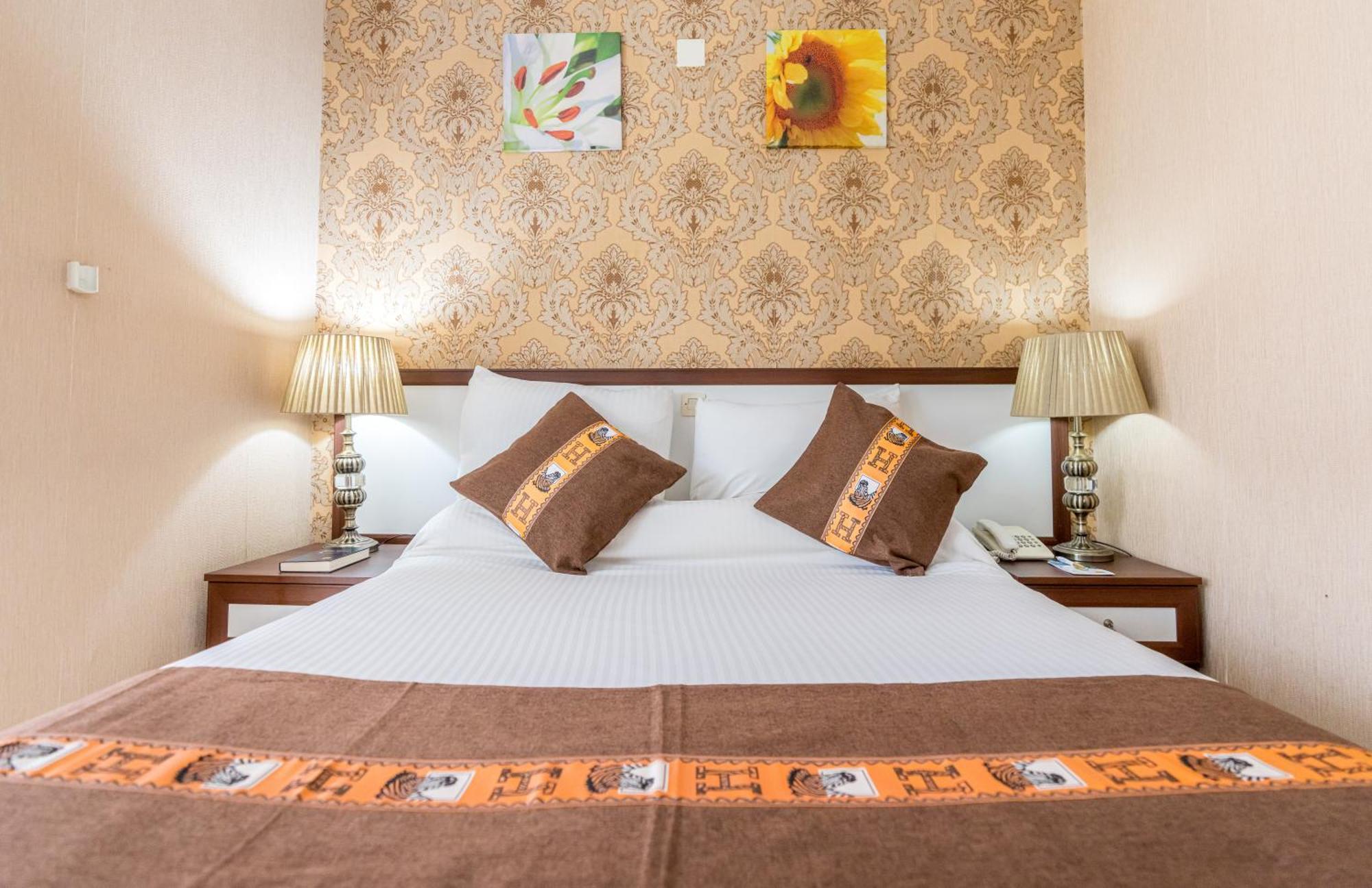 Lemigo Hotel Кігалі Екстер'єр фото
