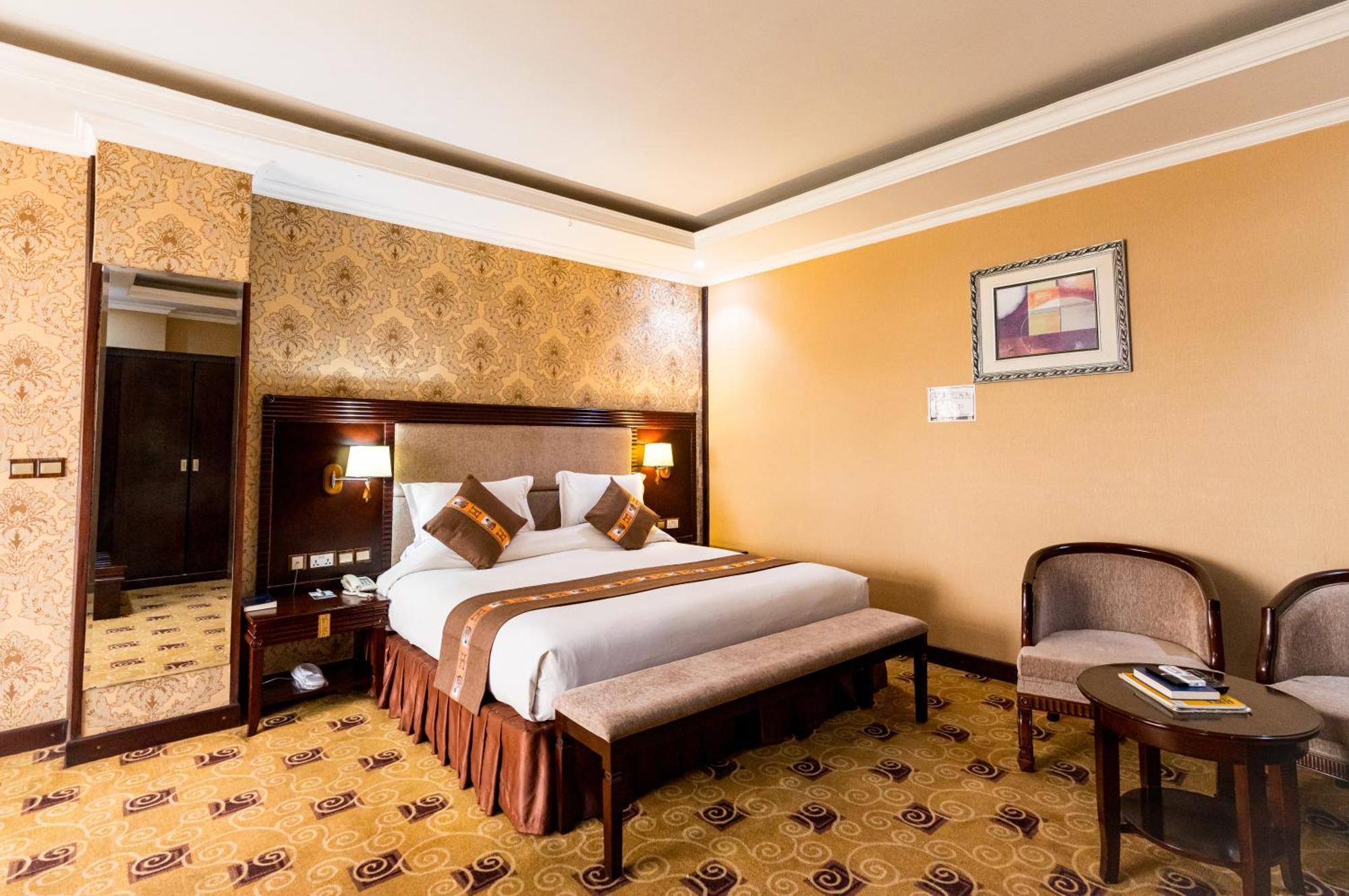 Lemigo Hotel Кігалі Екстер'єр фото