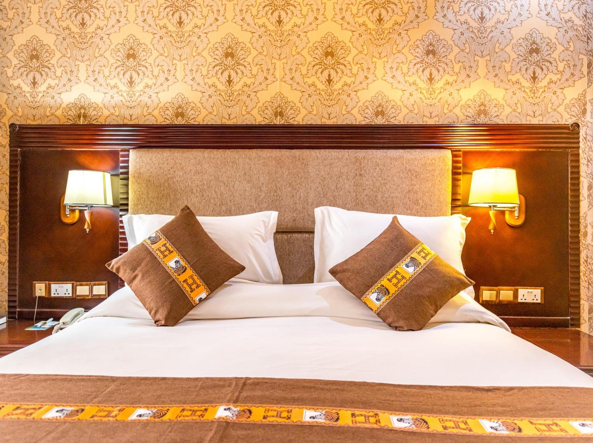 Lemigo Hotel Кігалі Екстер'єр фото