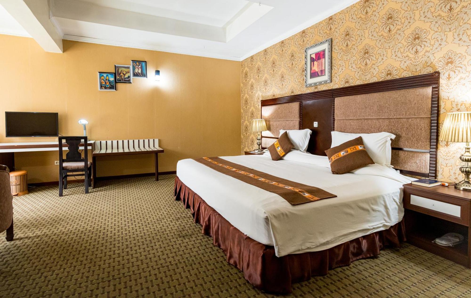 Lemigo Hotel Кігалі Екстер'єр фото